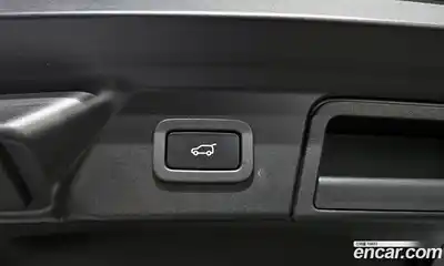 Land Rover Range-Rover Velar 2021 3.0 Автомат в Москве № 213399, миниатюра 4