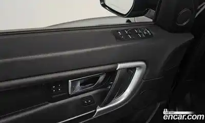 Land Rover Discovery Sport 2018 2.0 Автомат в Москве № 213704, миниатюра 3