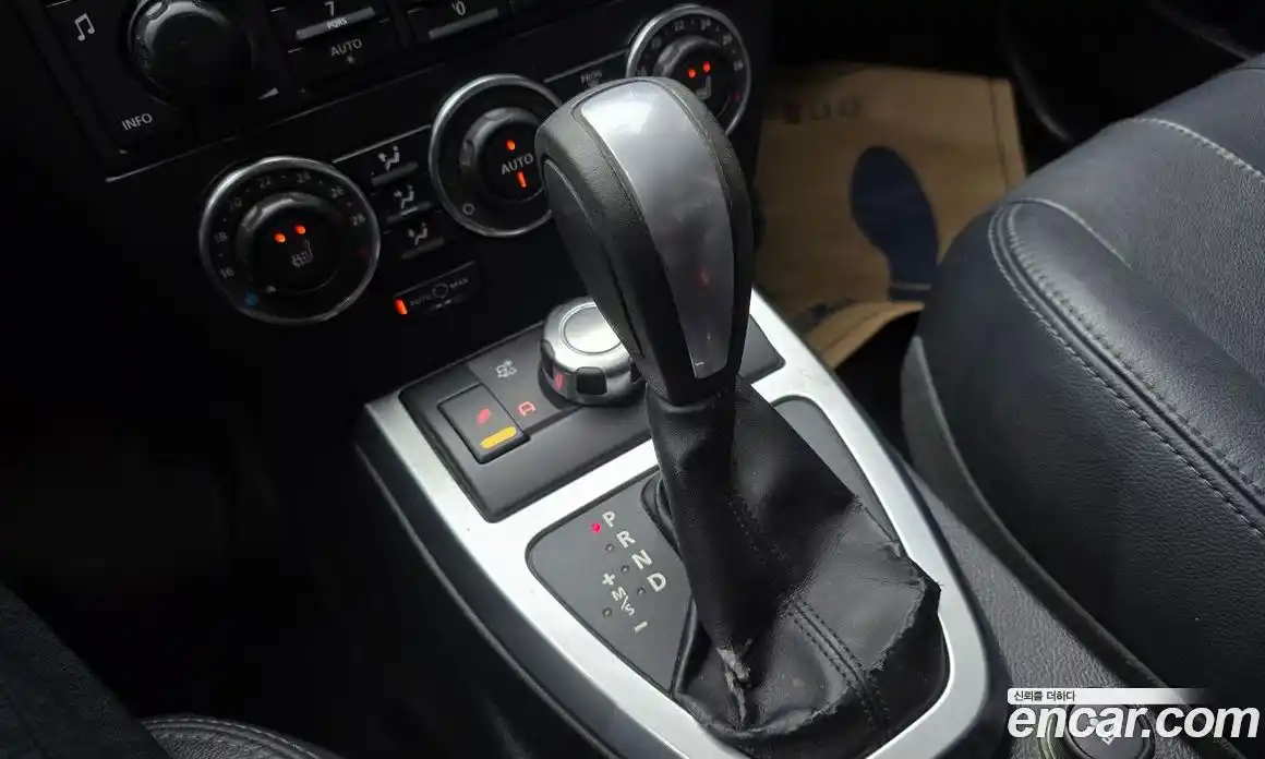 Land Rover Freelander 2011 2.2 Автомат в Москве № 213829, фото 16