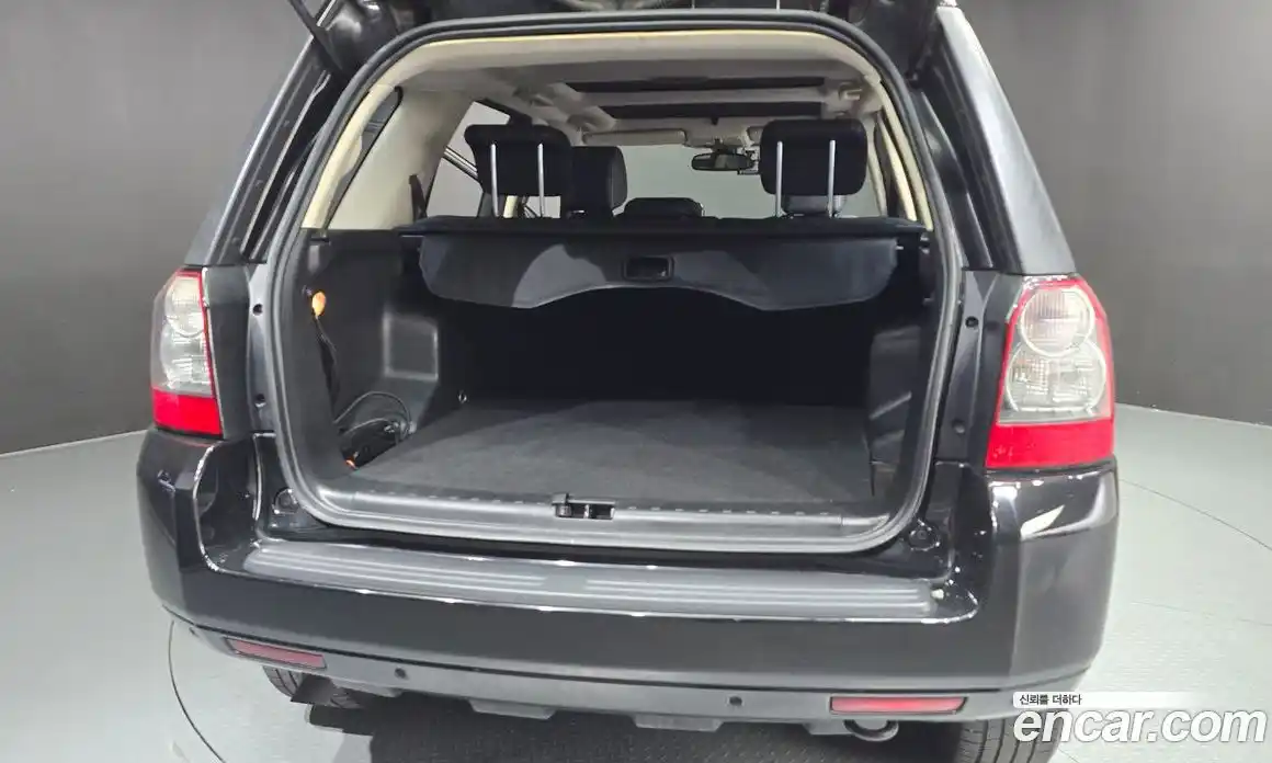 Land Rover Freelander 2011 2.2 Автомат в Москве № 213829, фото 4