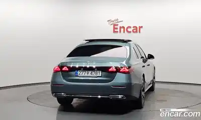 Mercedes-Benz E-Class 2025 2.0 Автомат в Москве № 218757, миниатюра 5