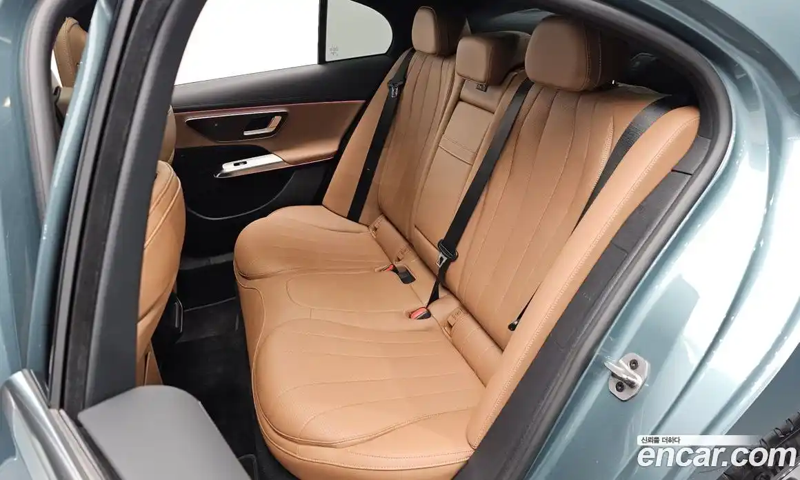 Mercedes-Benz E-Class 2025 2.0 Автомат в Москве № 218757, фото 9