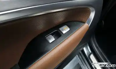 Genesis G70 2018 2.0 Автомат в Москве № 22199, миниатюра 12