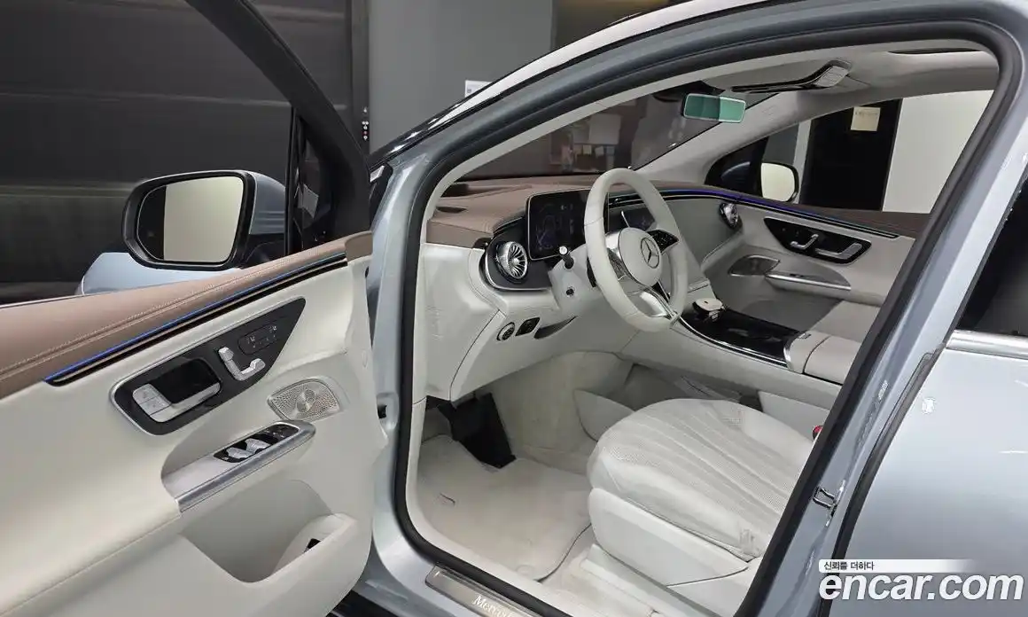 Mercedes-Benz EQE 2023 0.3 Автомат в Москве № 222884, фото 11