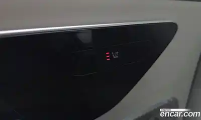 Mercedes-Benz EQE 2023 0.3 Автомат в Москве № 222884, миниатюра 12