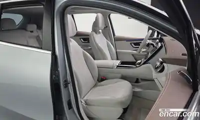 Mercedes-Benz EQE 2023 0.3 Автомат в Москве № 222884, миниатюра 6