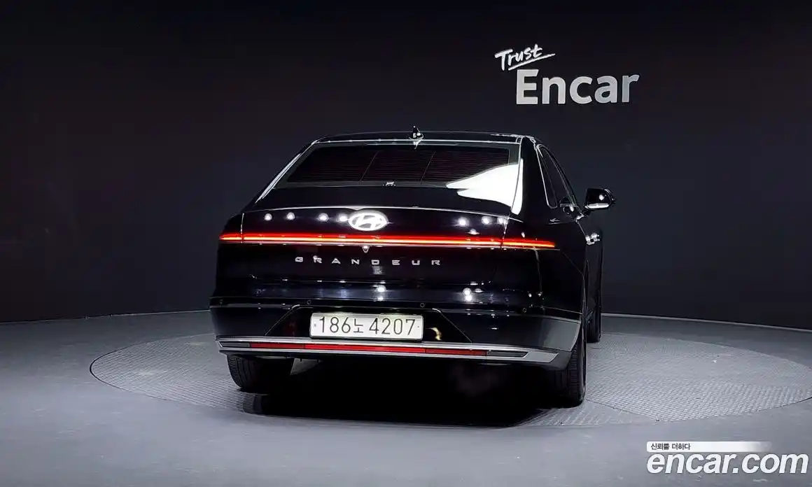 Hyundai Grandeur 2023 3.5 Автомат в Москве № 223763, фото 12