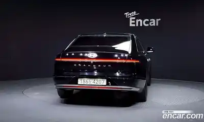 Hyundai Grandeur 2023 3.5 Автомат в Москве № 223763, миниатюра 12