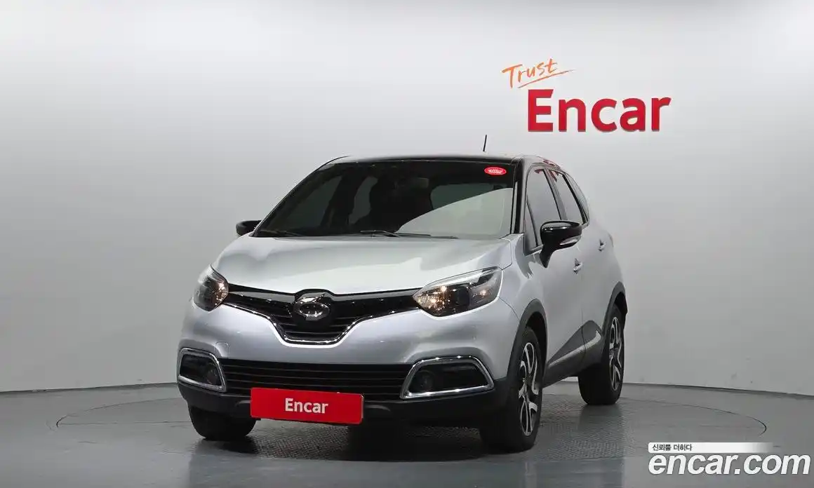 Renault QM3 2015 1.5 Автомат в Москве № 226024, фото 1