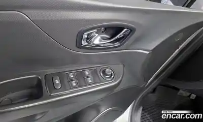 Renault QM3 2015 1.5 Автомат в Москве № 226024, миниатюра 12