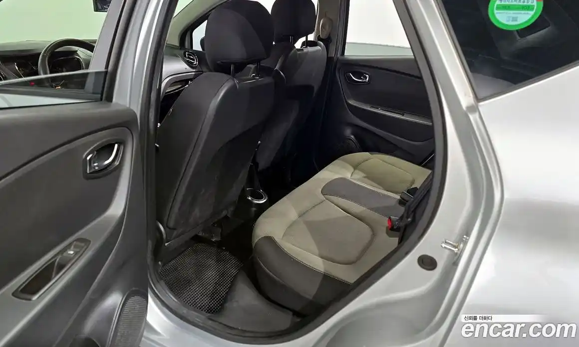 Renault QM3 2015 1.5 Автомат в Москве № 226024, фото 14