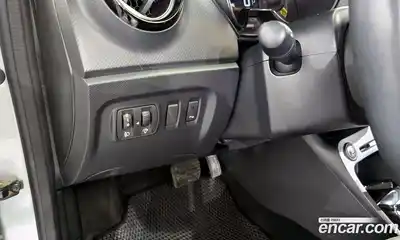 Renault QM3 2015 1.5 Автомат в Москве № 226024, миниатюра 4