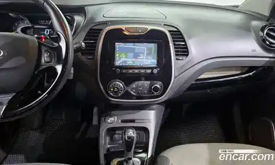 Renault QM3 2015 1.5 Автомат в Москве № 226024, миниатюра 5