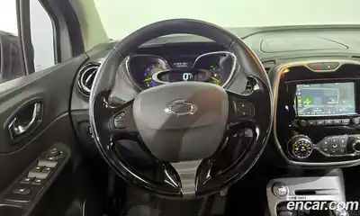 Renault QM3 2015 1.5 Автомат в Москве № 226024, миниатюра 6