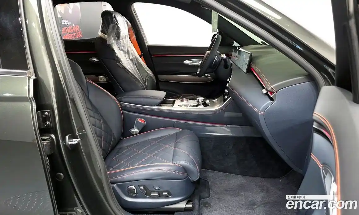 Genesis GV70 2025 2.5 Автомат в Москве № 22612, фото 13