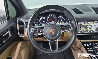 Porsche Cayenne 2019 3.0 Автомат в Москве № 226495, миниатюра 3