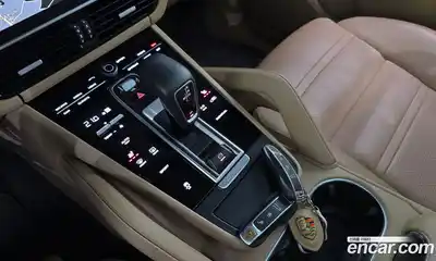 Porsche Cayenne 2019 3.0 Автомат в Москве № 226495, миниатюра 4