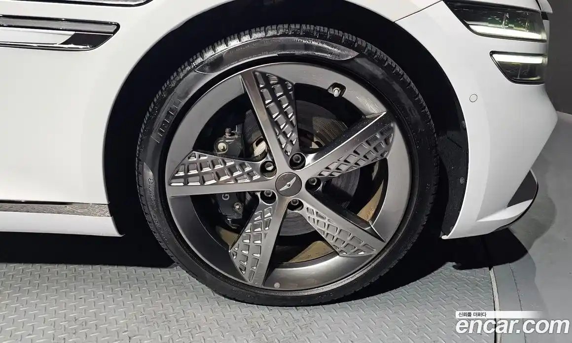 Genesis G80 2023 2.5 Автомат в Москве № 22744, фото 13