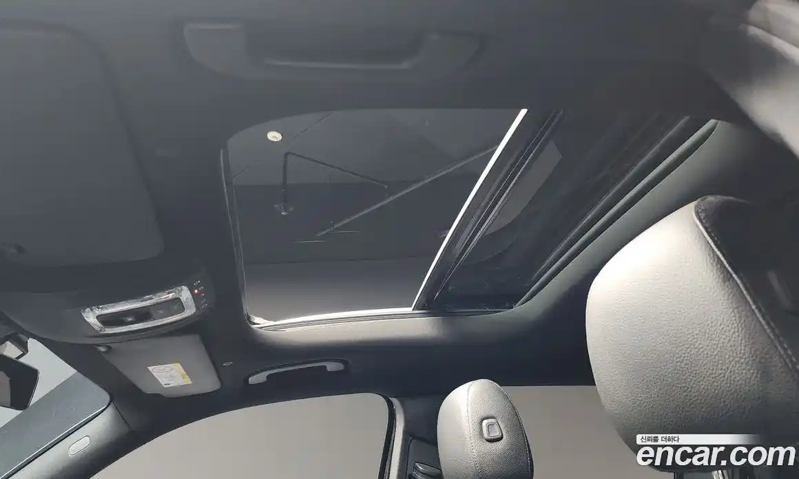 Mercedes-Benz GLB-Class 2021 2.0 Автомат в Москве № 229609, фото 15