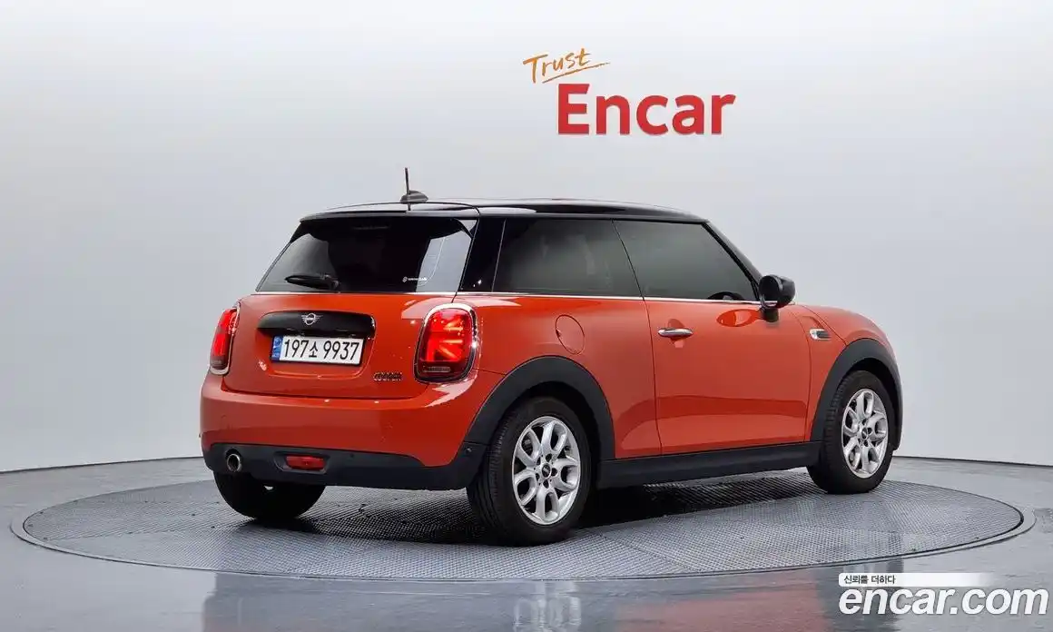 Mini Cooper 2020 1.5 Автомат в Москве № 231474, фото 16