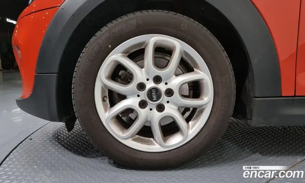 Mini Cooper 2020 1.5 Автомат в Москве № 231474, фото 3