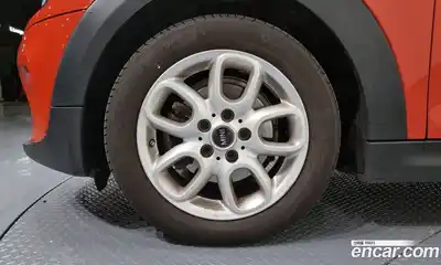 Mini Cooper 2020 1.5 Автомат в Москве № 231474, миниатюра 3