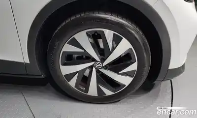 Volkswagen ID.4 2023 0.2 Автомат в Москве № 232139, миниатюра 3