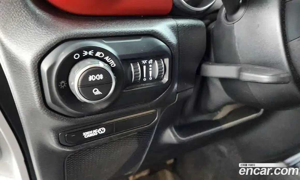 Jeep Gladiator 2020 3.6 Автомат в Москве № 232575, фото 17