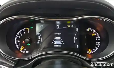 Jeep Cherokee 2019 3.6 Автомат в Москве № 232611, миниатюра 3