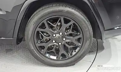 Jeep Cherokee 2019 3.6 Автомат в Москве № 232611, миниатюра 7