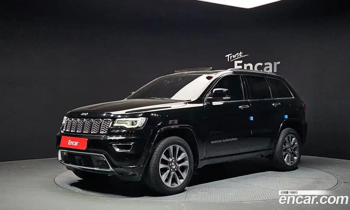 Jeep Cherokee 2017 3.0 Автомат в Москве № 232693, фото 12