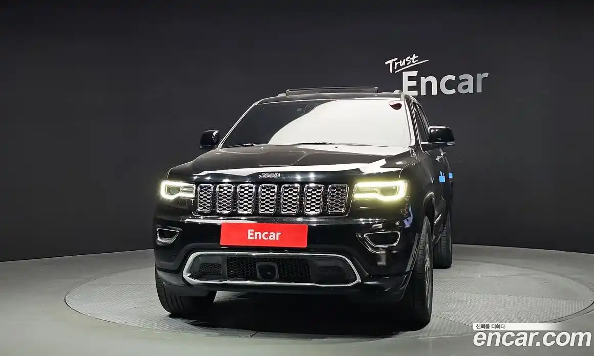 Jeep Cherokee 2017 3.0 Автомат в Москве № 232693, фото 5