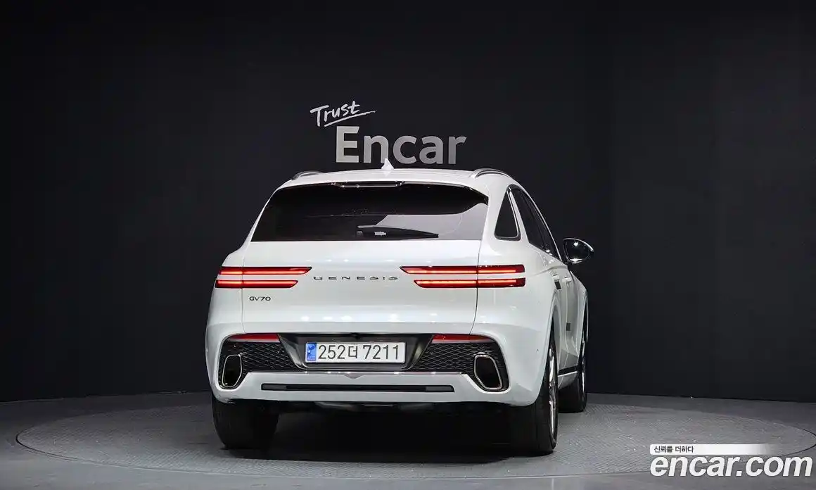 Genesis GV70 2024 2.5 Автомат в Москве № 24150, фото 17