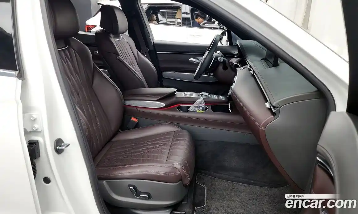 Genesis GV70 2024 2.5 Автомат в Москве № 24150, фото 19