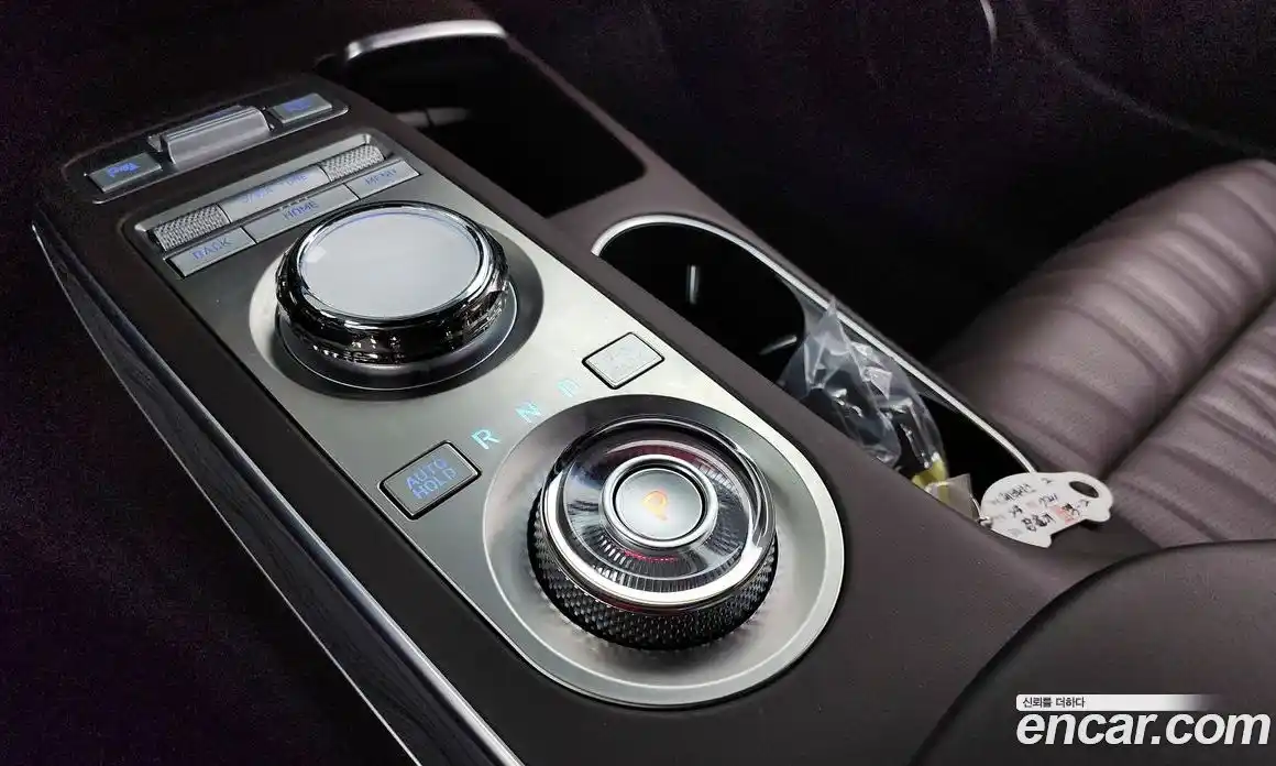 Genesis GV70 2024 2.5 Автомат в Москве № 24150, фото 4