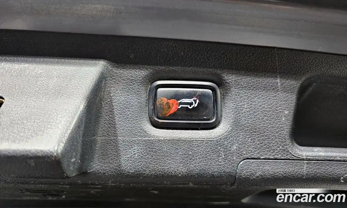 Hyundai Santa Fe 2023 2.2 Автомат в Москве № 245763, фото 12