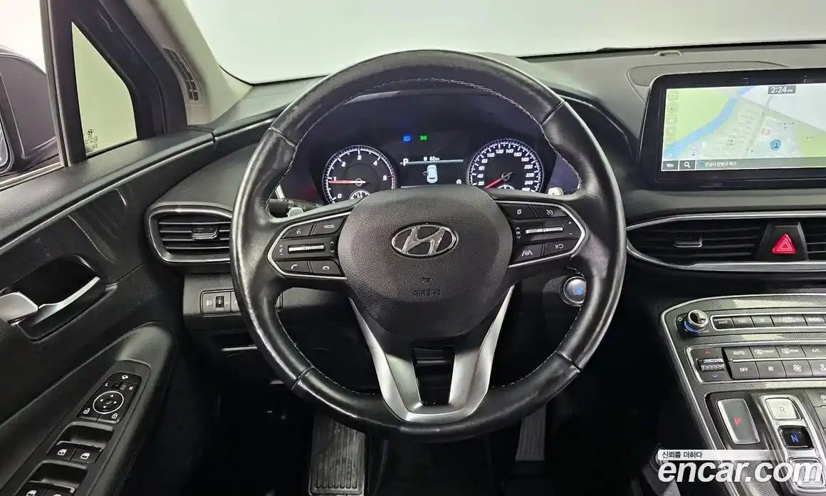 Hyundai Santa Fe 2023 2.2 Автомат в Москве № 245763, фото 16