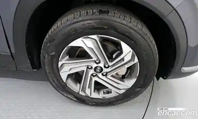 Hyundai Santa Fe 2023 2.2 Автомат в Москве № 245763, миниатюра 3