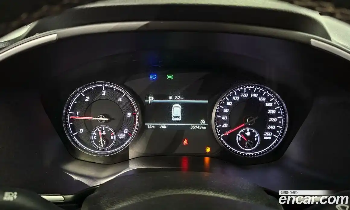 Hyundai Santa Fe 2023 2.2 Автомат в Москве № 245763, фото 5