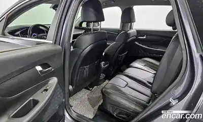 Hyundai Santa Fe 2023 2.2 Автомат в Москве № 245763, миниатюра 6