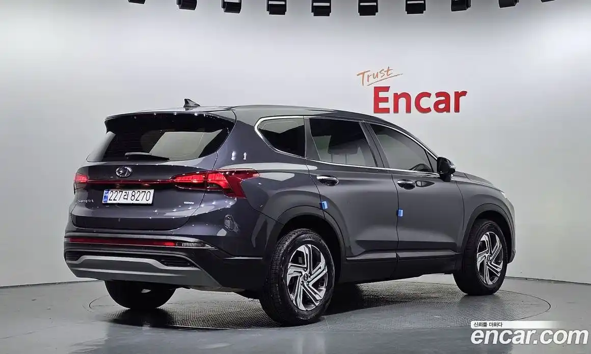 Hyundai Santa Fe 2023 2.2 Автомат в Москве № 245763, фото 10