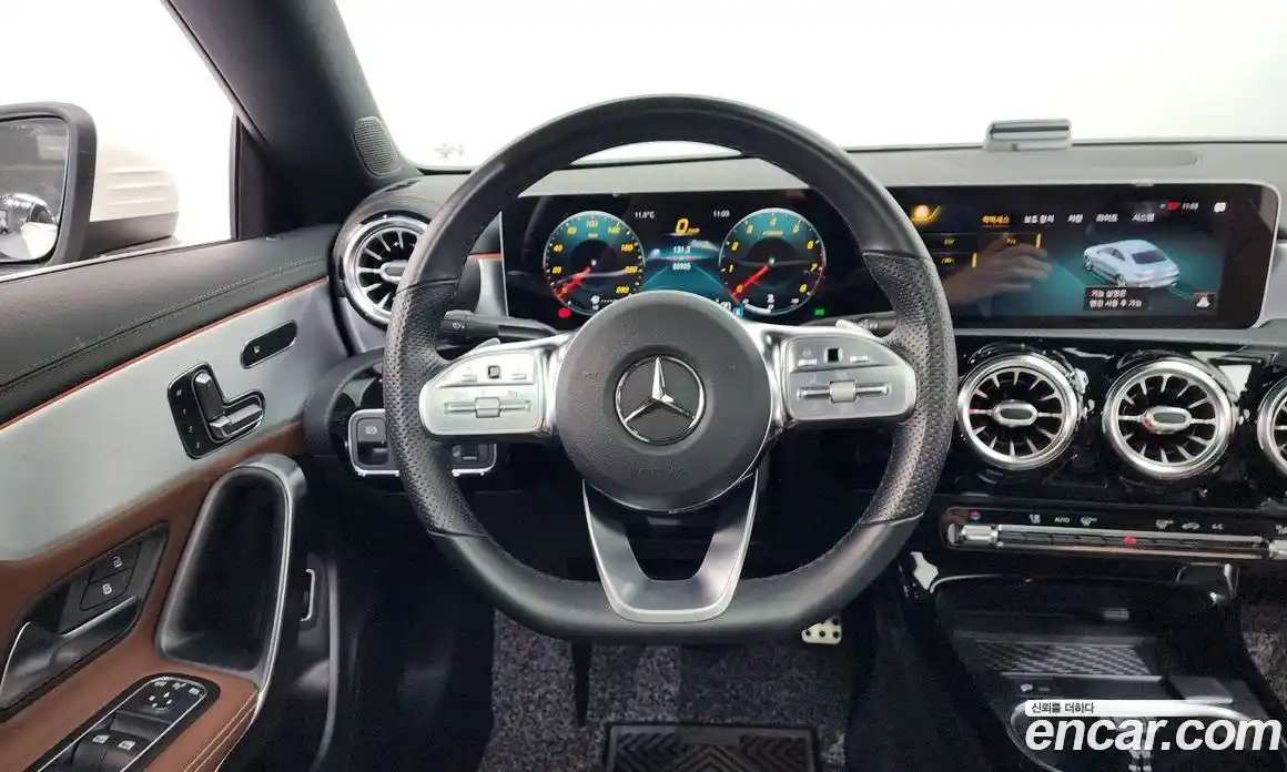 Mercedes-Benz CLA-Class 2020 2.0 Автомат в Москве № 265130, фото 14