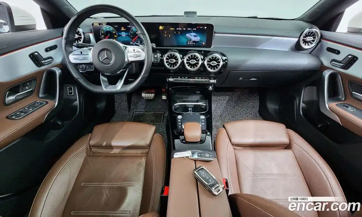 Mercedes-Benz CLA-Class 2020 2.0 Автомат в Москве № 265130, фото 6