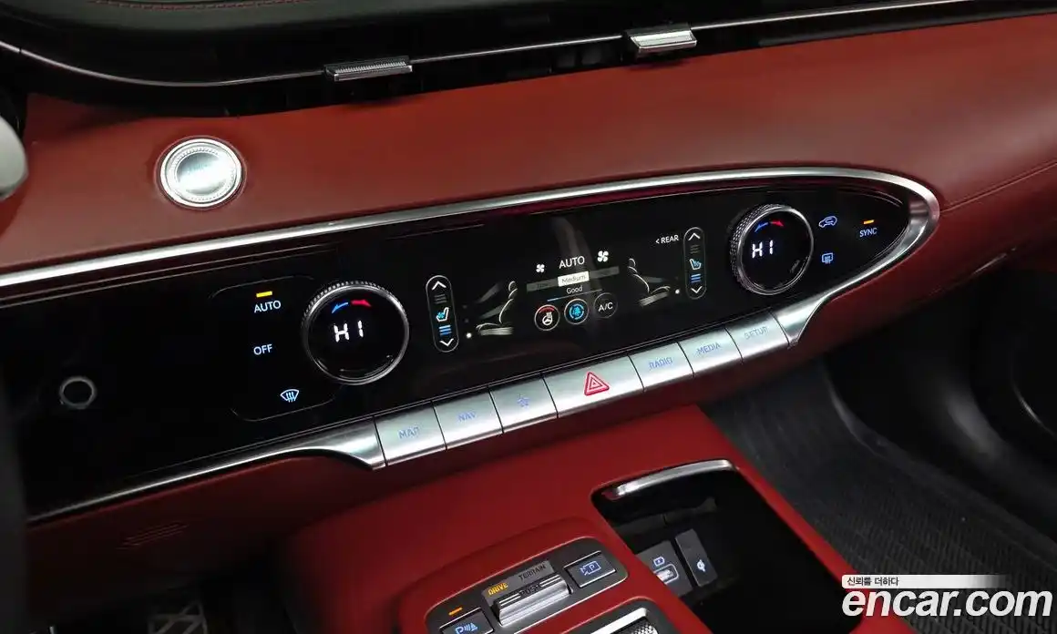 Genesis GV70 2021 2.5 Автомат в Москве № 26627, фото 16