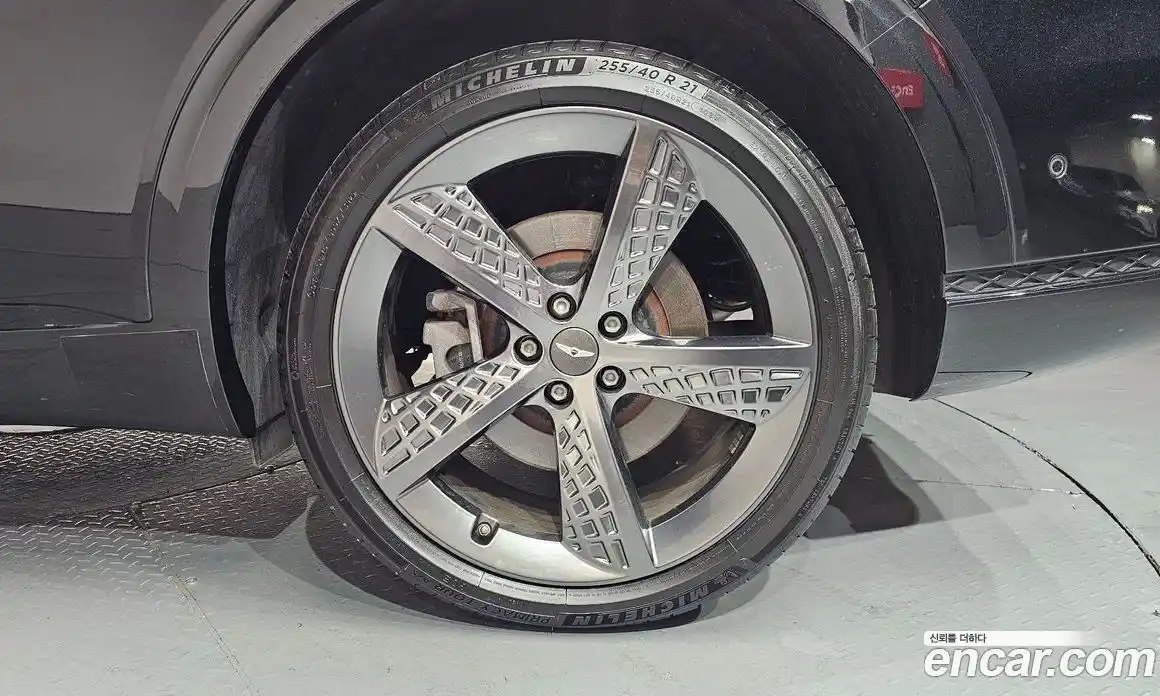 Genesis GV70 2021 2.5 Автомат в Москве № 26627, фото 18