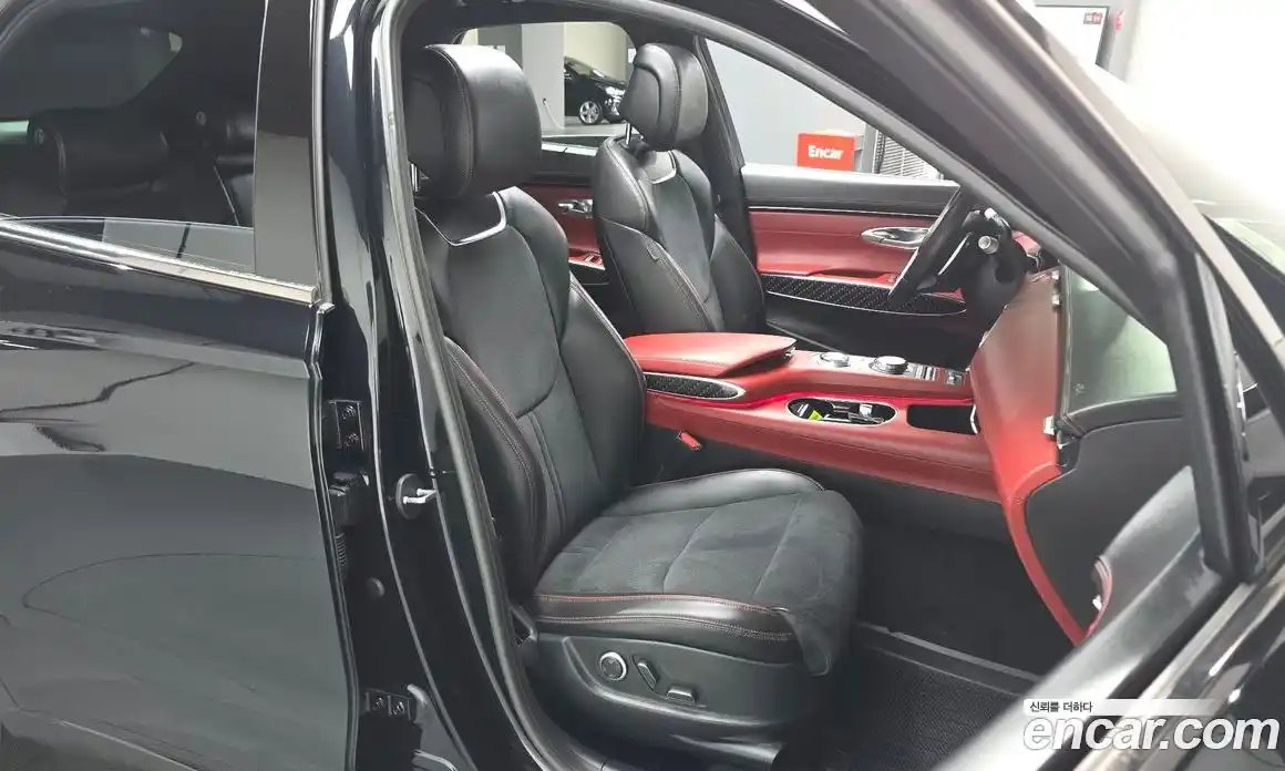 Genesis GV70 2021 2.5 Автомат в Москве № 26627, фото 4