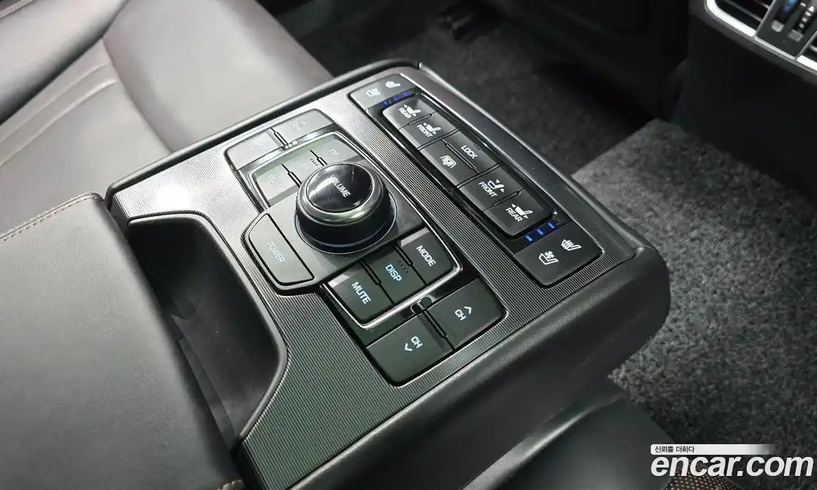 Genesis G80 2018 3.3 Автомат в Москве № 26791, фото 18