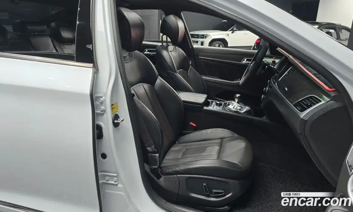 Genesis G80 2018 3.3 Автомат в Москве № 26791, фото 10