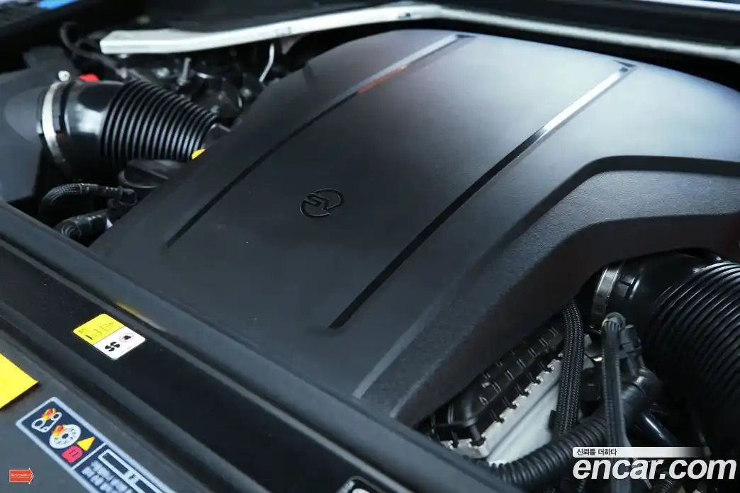 Land Rover Range-Rover 2024 4.4 Автомат в Москве № 271670, фото 11