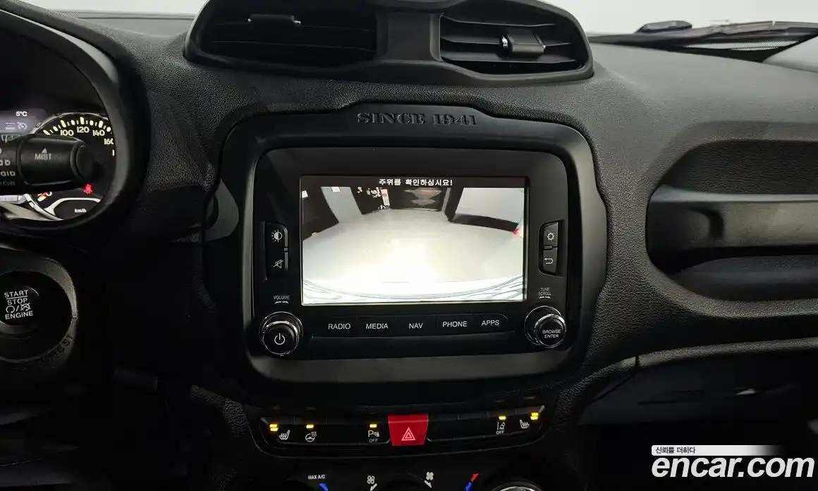 Jeep Renegade 2017 2.0 Автомат в Москве № 278914, фото 11